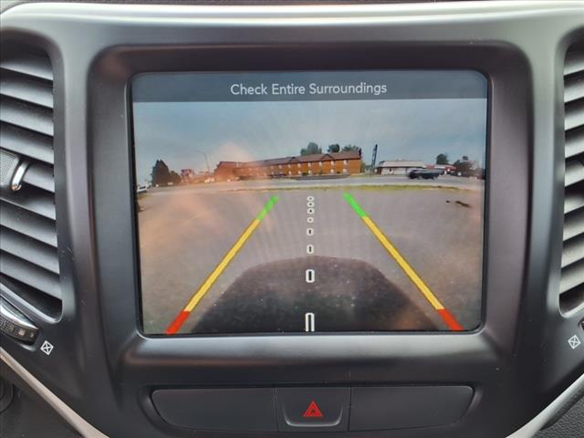 2018 Jeep Cherokee Latitude Plus - Photo 10