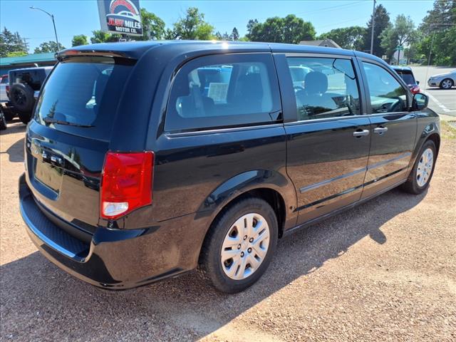 2014 Dodge Grand Caravan SE - Photo 4
