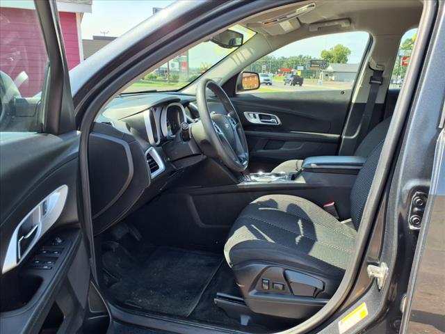 2017 Chevrolet Equinox LS - Photo 6