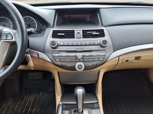 2012 Honda Accord LX - Photo 9