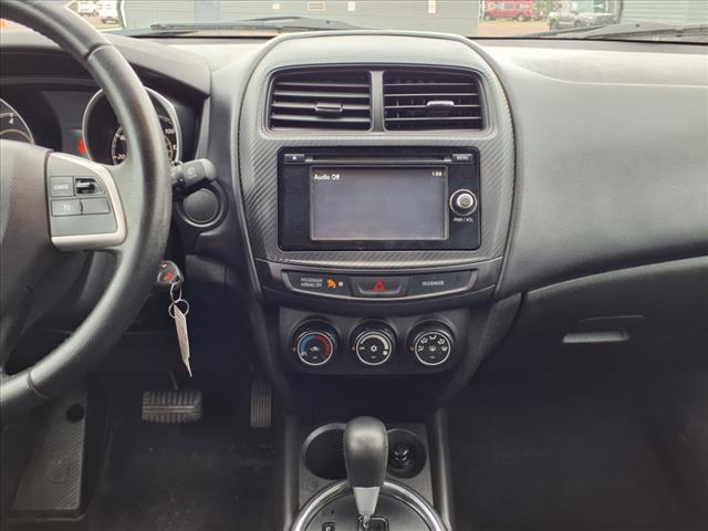 2015 Mitsubishi Outlander Sport ES - Photo 9