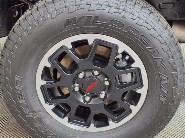 2025 Toyota Tacoma TRD Off Road