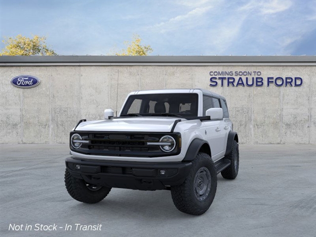 2025 Ford Bronco Outer Banks photo 2