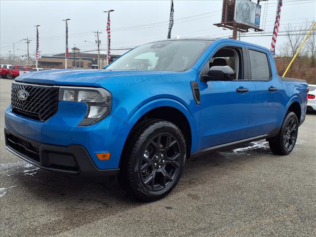 2025 Ford Maverick XLT photo 2