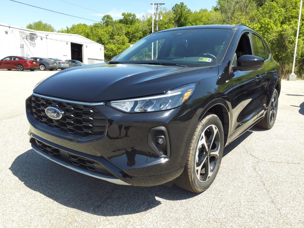 2024 Ford Escape ST-Line Select photo 2