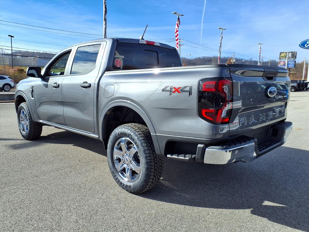 2025 Ford Ranger XLT photo 2