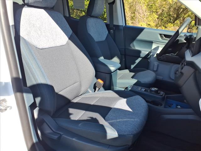 2025 Ford Maverick XLT photo 2