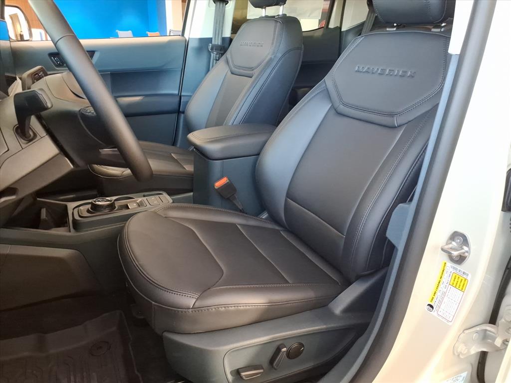 2025 Ford Maverick Lariat photo 4