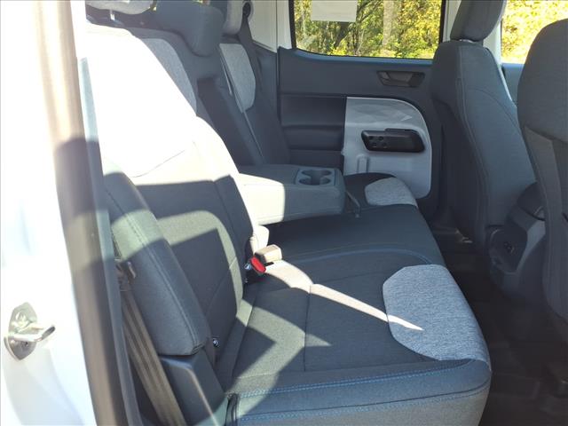 2025 Ford Maverick XLT photo 3