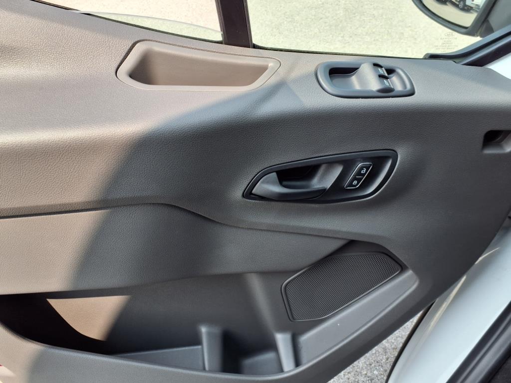 Transit Van 350HD High Roof w/148-inch EL WB DRW