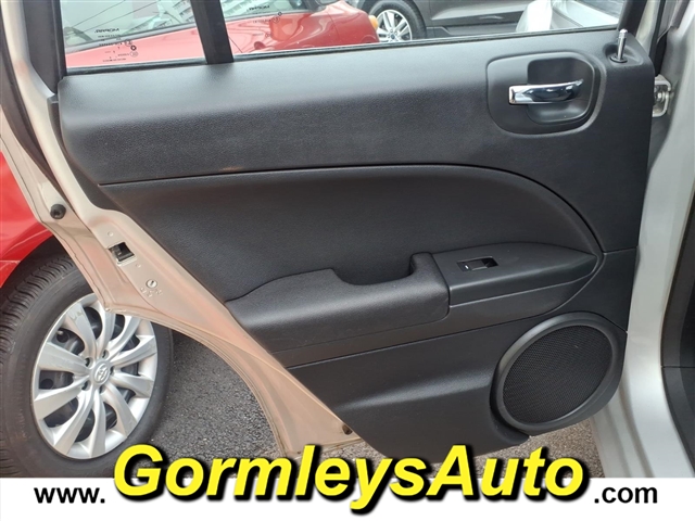 2011 Dodge Caliber Mainstreet:107092B