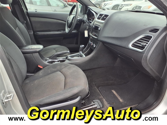 2012 Dodge Avenger SE:237288B