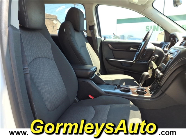 2017 Chevrolet Traverse LT:179902B