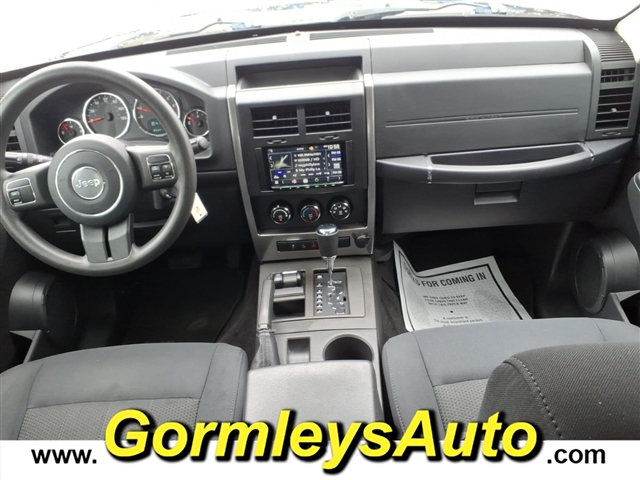 2011 Jeep Liberty Sport Jet:565117B