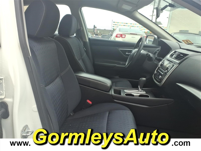 2016 Nissan Altima 2.5 SR:278672B