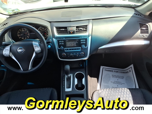 2016 Nissan Altima 2.5 SR:210269B