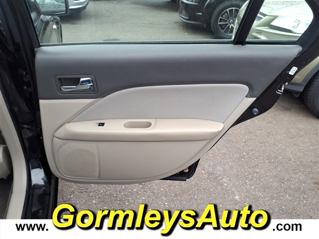 2011 Ford Fusion S:326633B