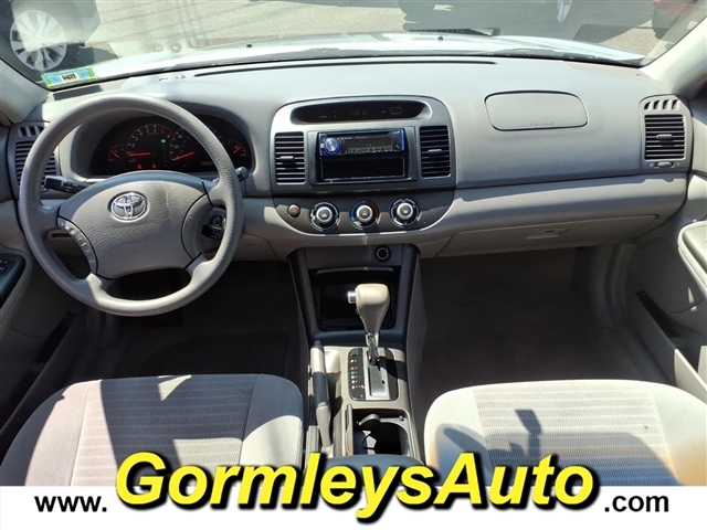 2005 Toyota Camry LE:549857B