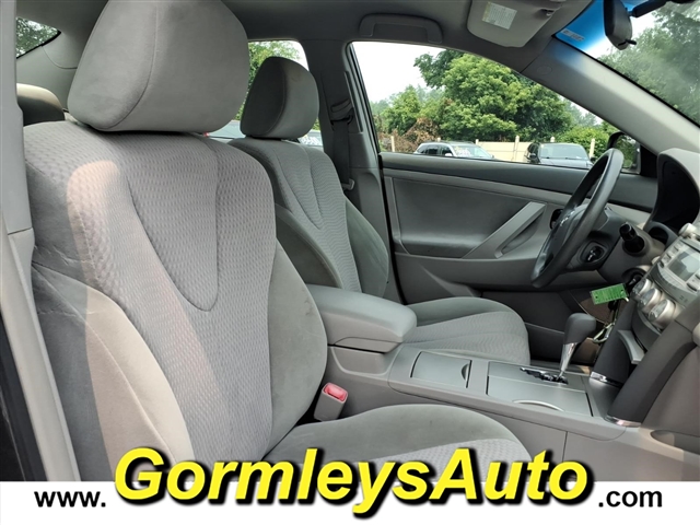 2010 Toyota Camry Base:525575B
