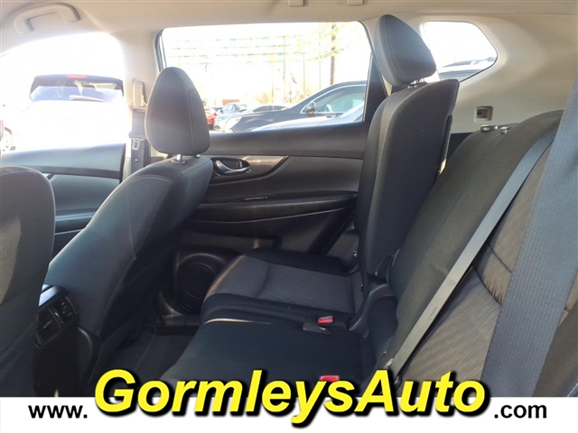 2017 Nissan Rogue S:151585B