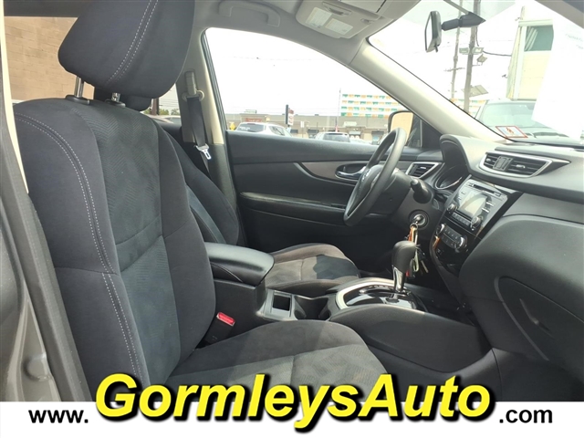 2016 Nissan Rogue S:138903B