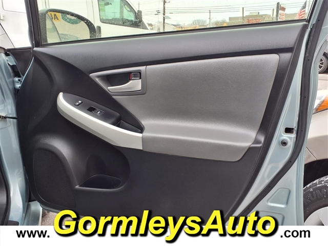 2012 Toyota Prius One:550581B