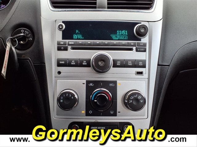 2011 Chevrolet Malibu 1LT photo 8