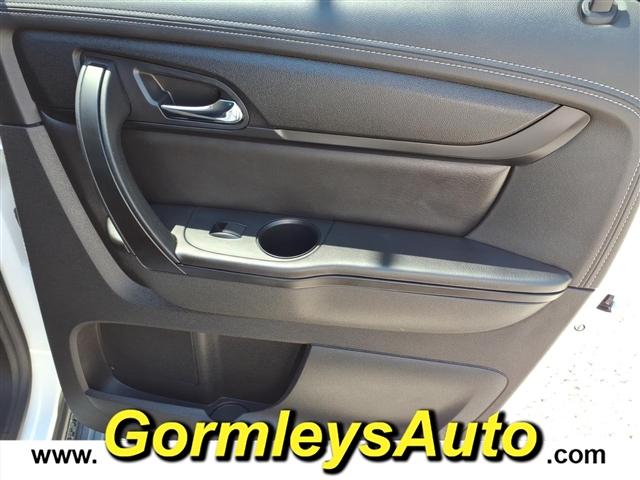 2017 Chevrolet Traverse LT:179902B