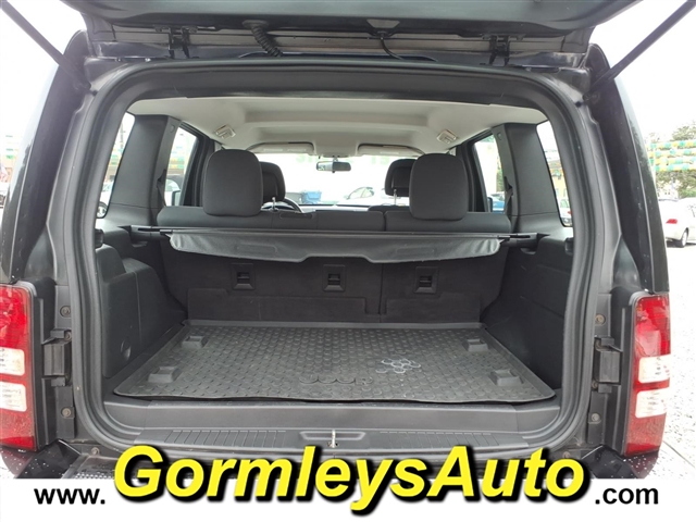 2011 Jeep Liberty Sport Jet:565117B