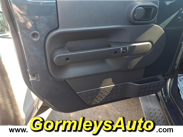 2007 Jeep Wrangler Sahara:222608B