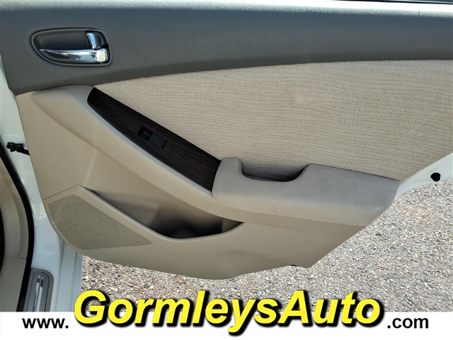 2010 Nissan Altima 2.5 S:506560B