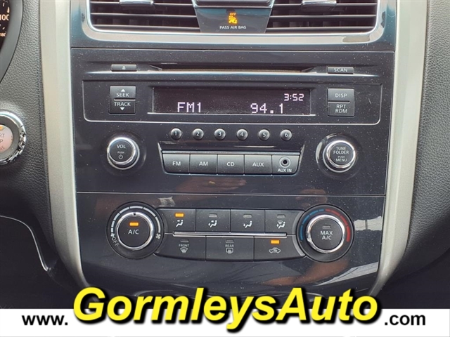 2014 Nissan Altima 2.5 S photo 10