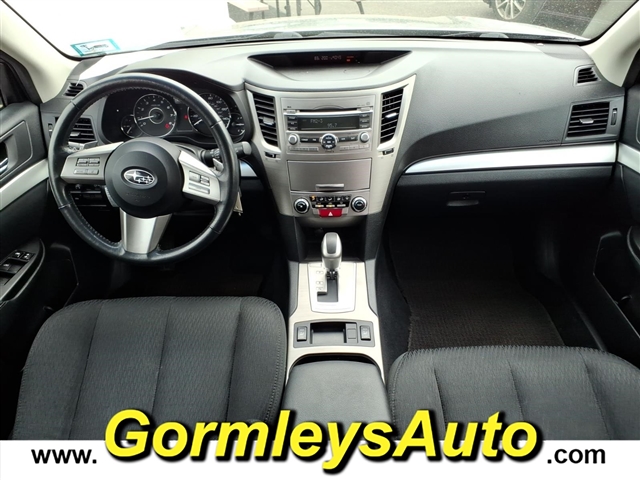 2011 Subaru Outback 2.5i Premium:321824B