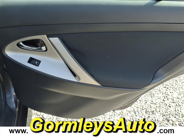 2011 Toyota Camry Base:643283B