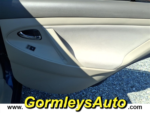 2010 Toyota Camry Base:040406B