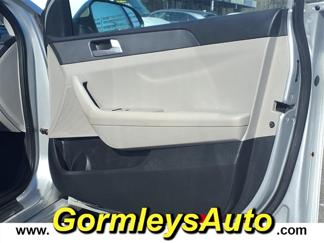 2016 Hyundai SONATA Base:331753B