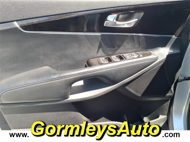 2016 Kia Sorento L:096036B