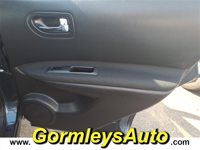 2013 Nissan Rogue S:138738B