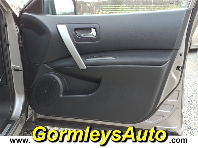 2010 Nissan Rogue S:600784B