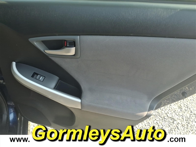 2015 Toyota Prius Two:395658B