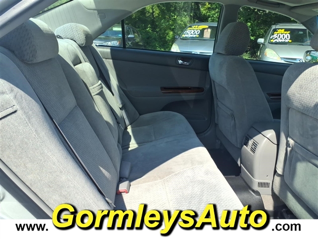 2004 Toyota Camry LE:277586B