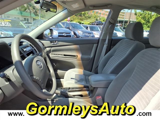2005 Toyota Camry LE:549857B