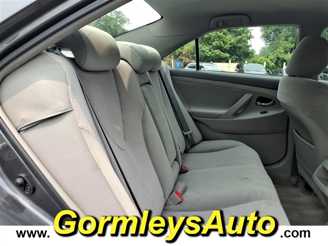 2010 Toyota Camry Base:525575B