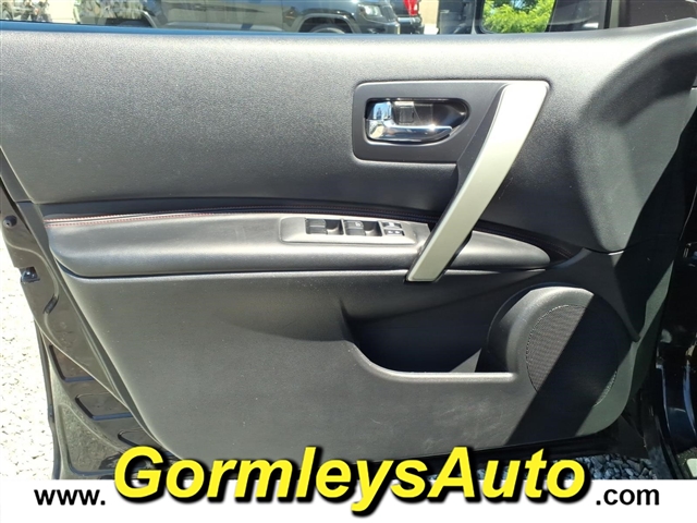 2010 Nissan Rogue S:610030B