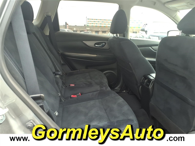 2016 Nissan Rogue S:138903B