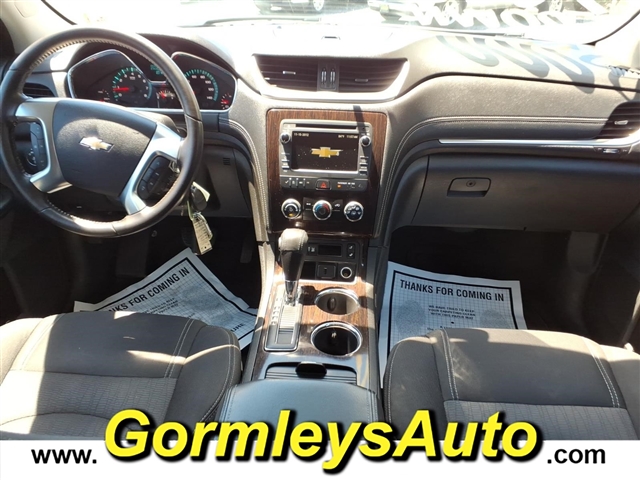 2017 Chevrolet Traverse LT:179902B