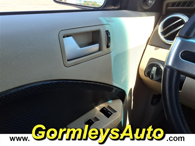 2008 Ford Mustang V6 Deluxe:144760B
