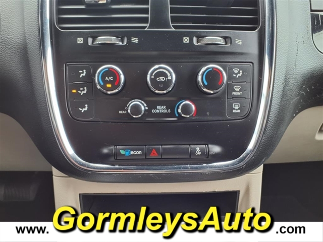 2018 Dodge Grand Caravan SXT photo 12