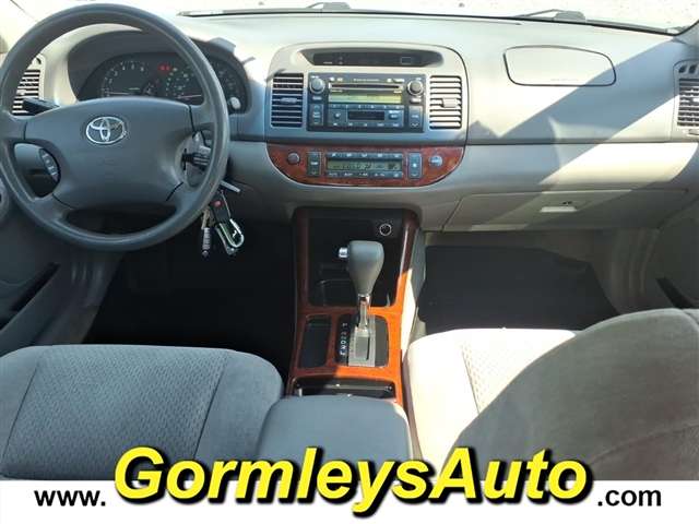 2004 Toyota Camry LE:277586B