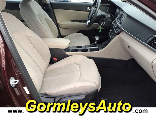 2017 Kia Optima LX:145270B